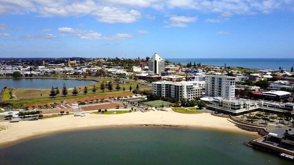 Bunbury Hotel Koombana Bay Exterior photo