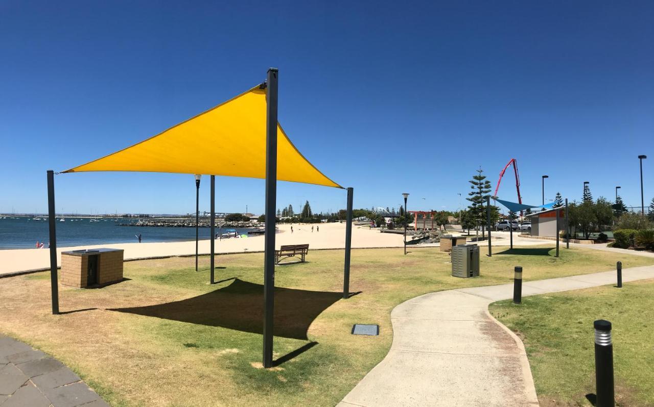 Bunbury Hotel Koombana Bay Exterior photo